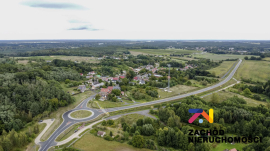 Atrakcyjna działka budowlana z usługami Łaz